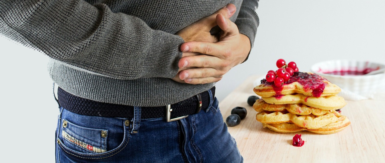 ventre gonflé comme une femme enceinte et douleur que faire